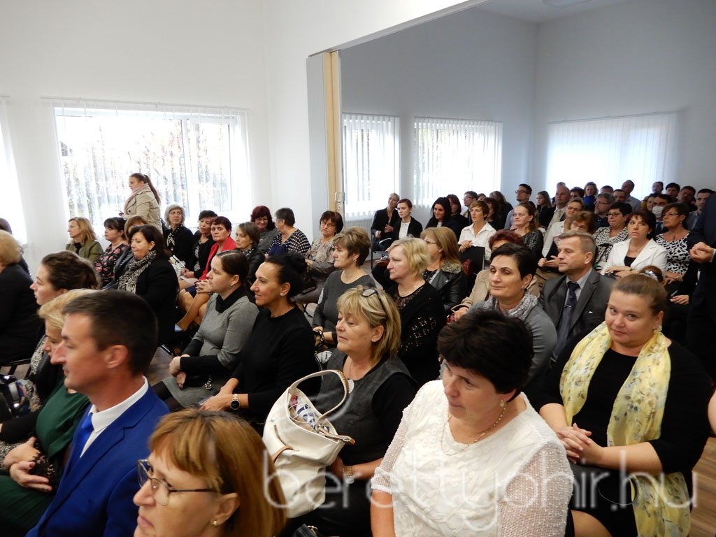 Átadták a zeneiskola új épületét 23